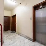 Elegante E Luminoso Con Metro Vicina Roma