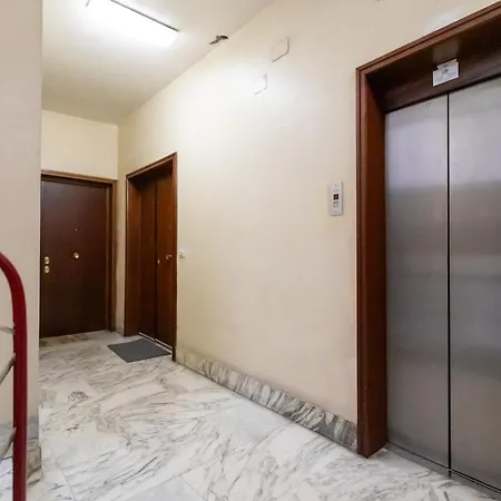 Elegante E Luminoso Con Metro Vicina Rome