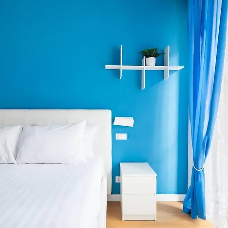 Elegante E Luminoso Con Metro Vicina