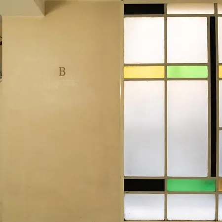 Elegante E Luminoso Con Metro Vicina Apartment *