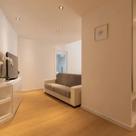 Apartamento Elegante E Luminoso Con Metro Vicina *