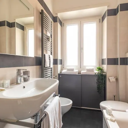 Apartment Elegante E Luminoso Con Metro Vicina *