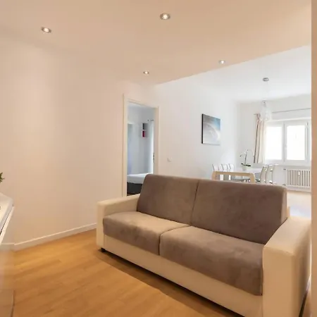 Apartamento Elegante E Luminoso Con Metro Vicina Roma